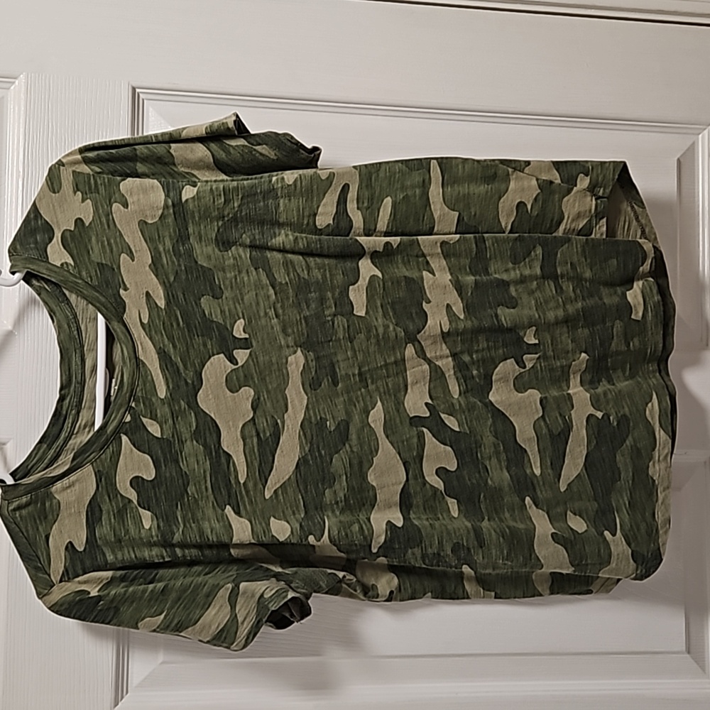 Camo Tshirt